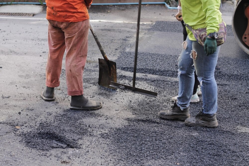 Nowe inwestycje drogowe w Doliwy, Nowogrodzie i Szczepankowie: 1,5 mln zł na modernizację!