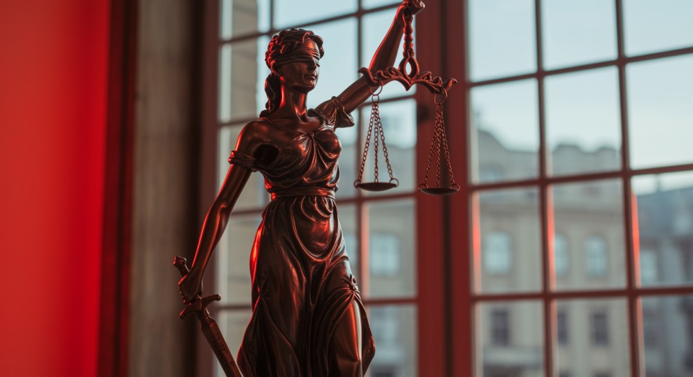 Trzech mężczyzn zatrzymanych za próbę oszustwa Skarbu Państwa na 4,5 miliona złotych